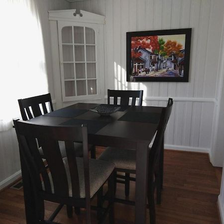Charming Classic Cottage 2Br Durham Bagian luar foto
